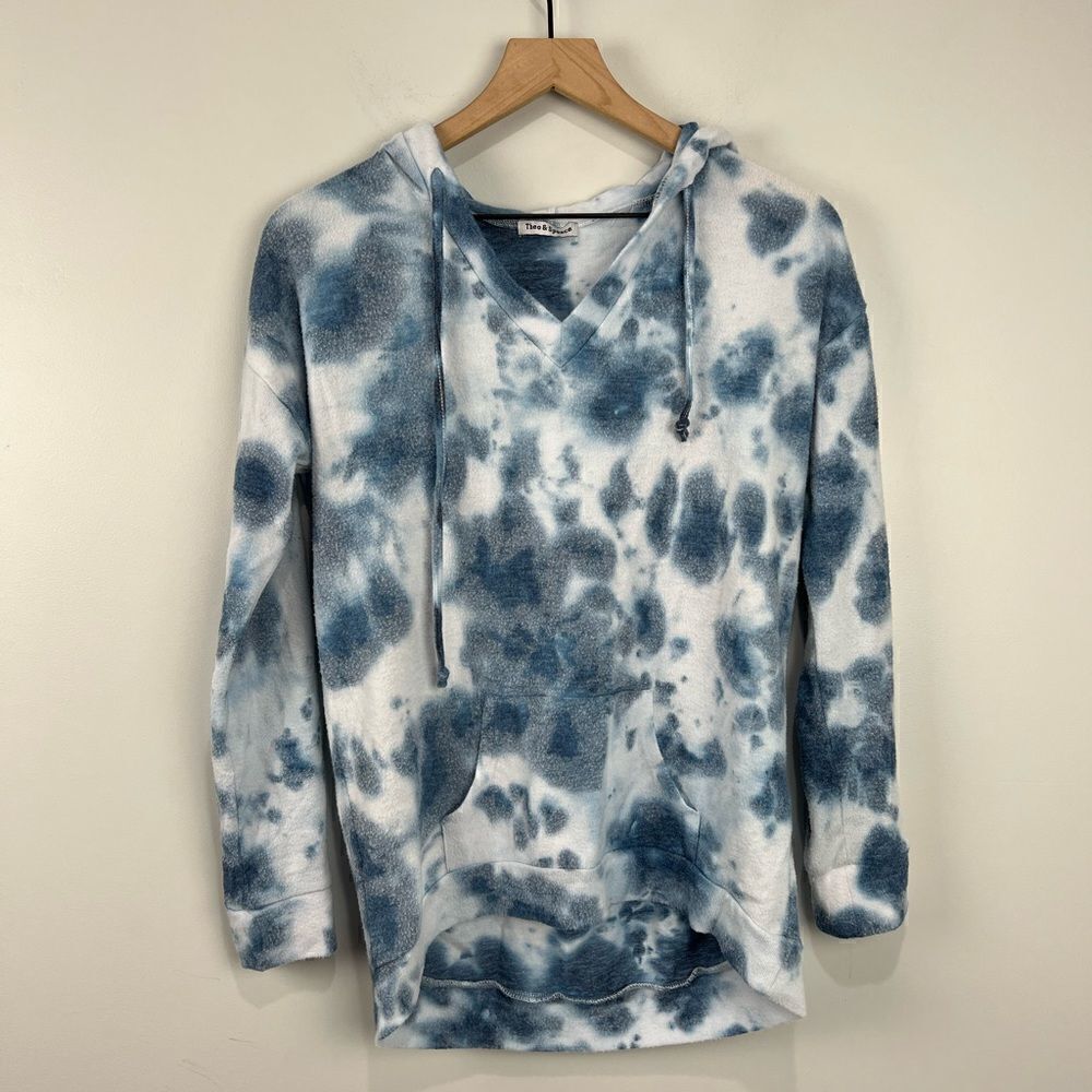 Theo & Spence Tie Dye Blue Pullover Hoodie XS NWT